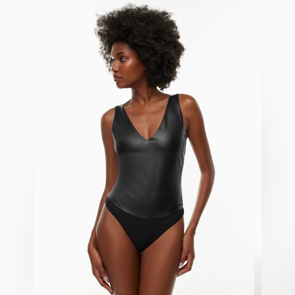 Ten by Babaton Glitz Bodysuit Size Large in Black